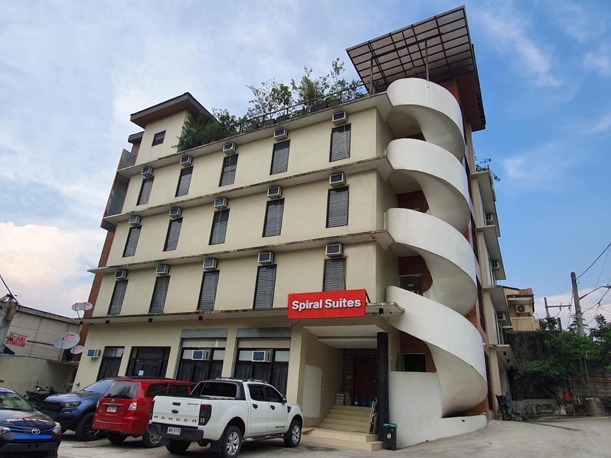 Spiral Suites Hotel كويزون سيتي المظهر الخارجي الصورة