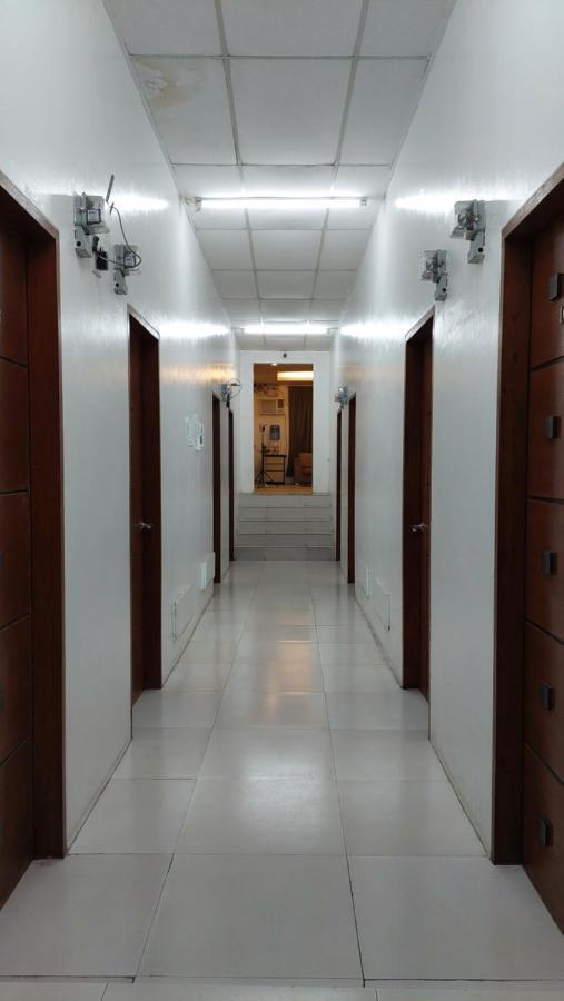 Spiral Suites Hotel كويزون سيتي المظهر الخارجي الصورة