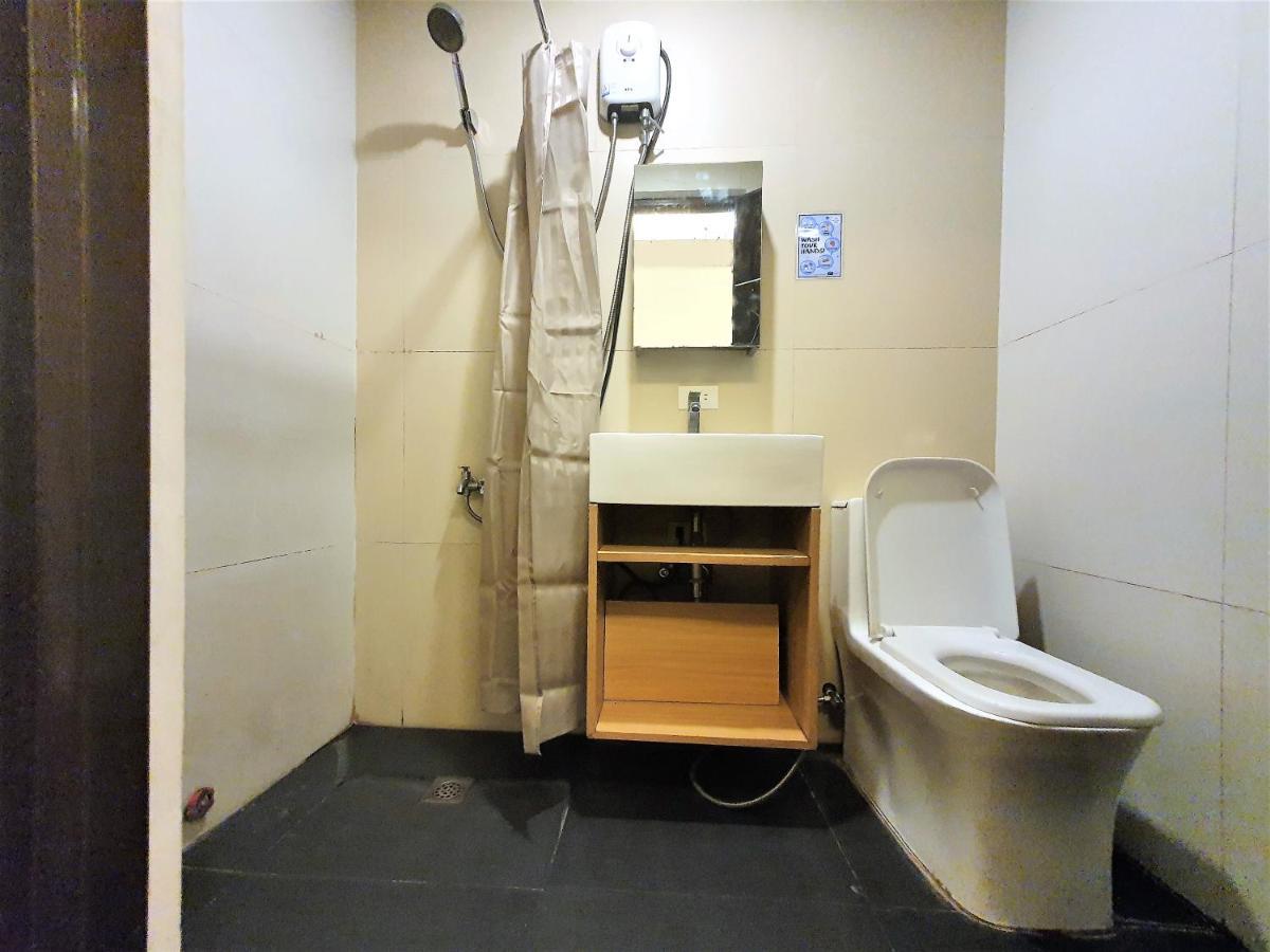 Spiral Suites Hotel كويزون سيتي المظهر الخارجي الصورة