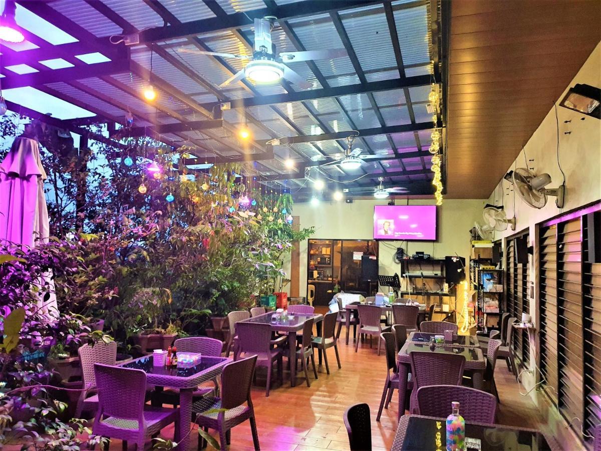 Spiral Suites Hotel كويزون سيتي المظهر الخارجي الصورة