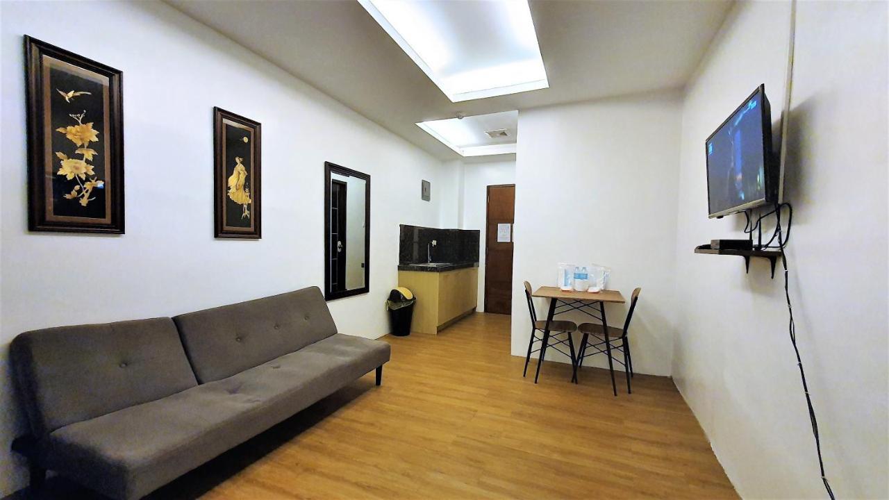 Spiral Suites Hotel كويزون سيتي المظهر الخارجي الصورة