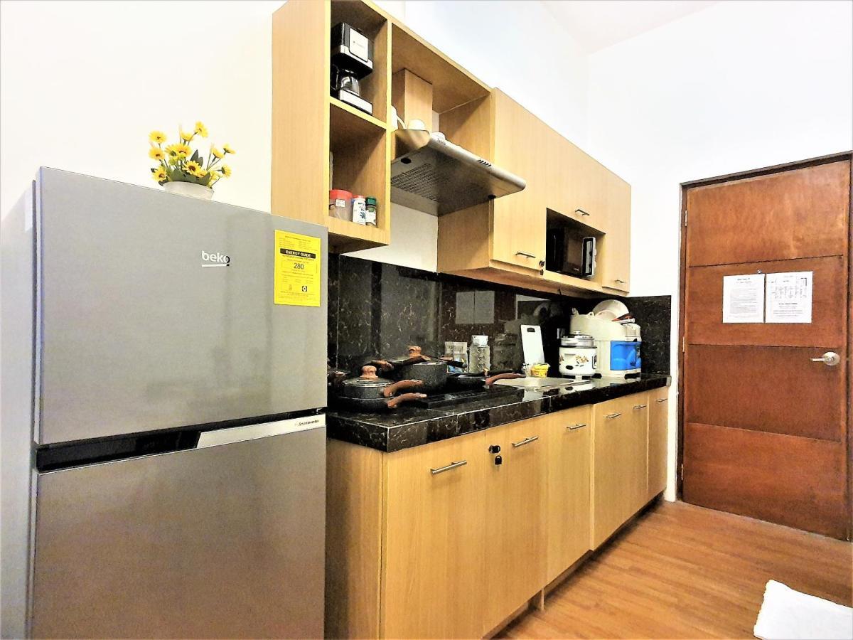Spiral Suites Hotel كويزون سيتي المظهر الخارجي الصورة