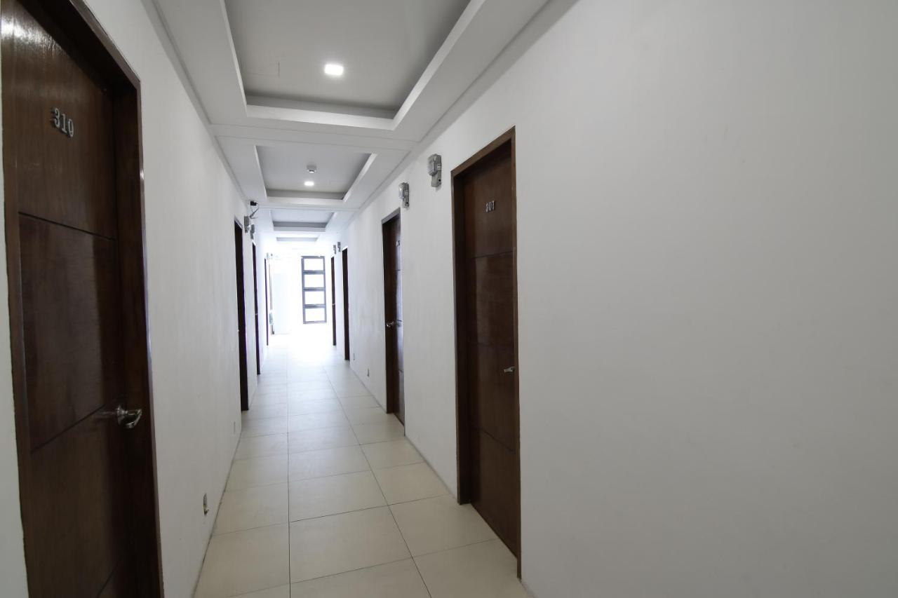 Spiral Suites Hotel كويزون سيتي المظهر الخارجي الصورة